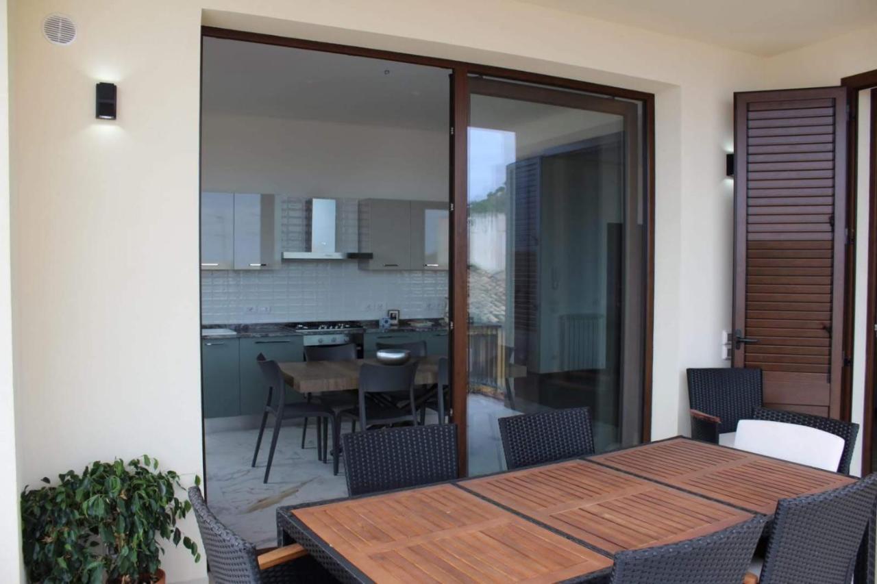 Palazzo Del Golfo Apartment Castellammare del Golfo Exterior photo